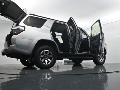 2022 Toyota 4Runner TRD Off-Road