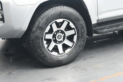2024 Toyota 4Runner TRD Off-Road