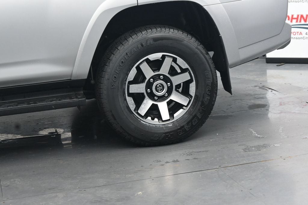 2024 Toyota 4Runner TRD Off-Road