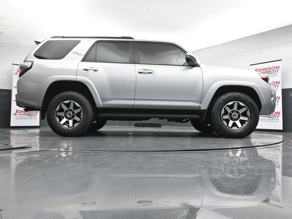 2024 Toyota 4Runner TRD Off-Road