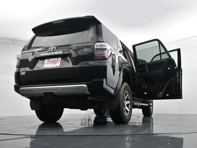 2024 Toyota 4Runner TRD Off-Road