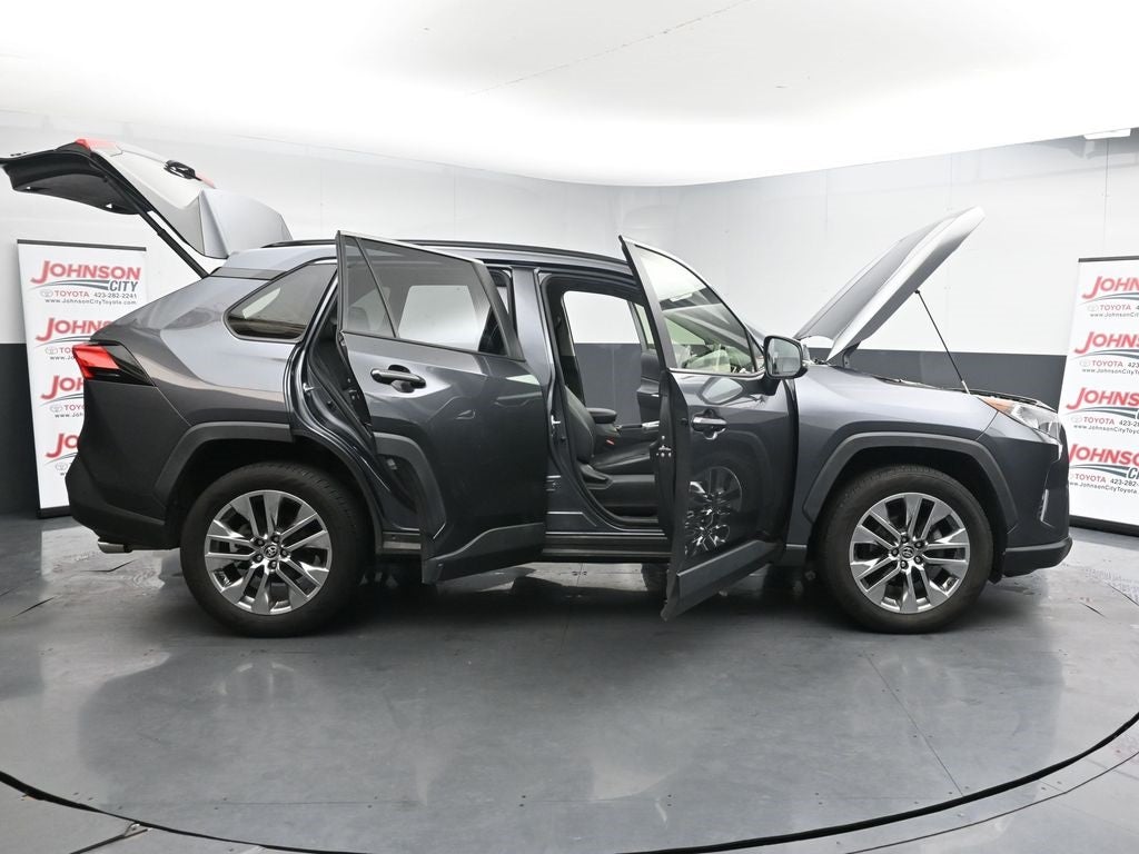 2020 Toyota RAV4 XLE Premium