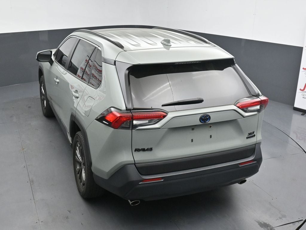 2022 Toyota RAV4 XLE Premium