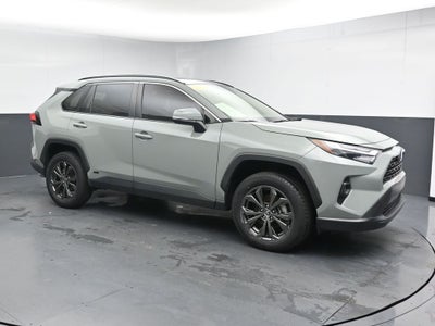 2022 Toyota RAV4 XLE Premium