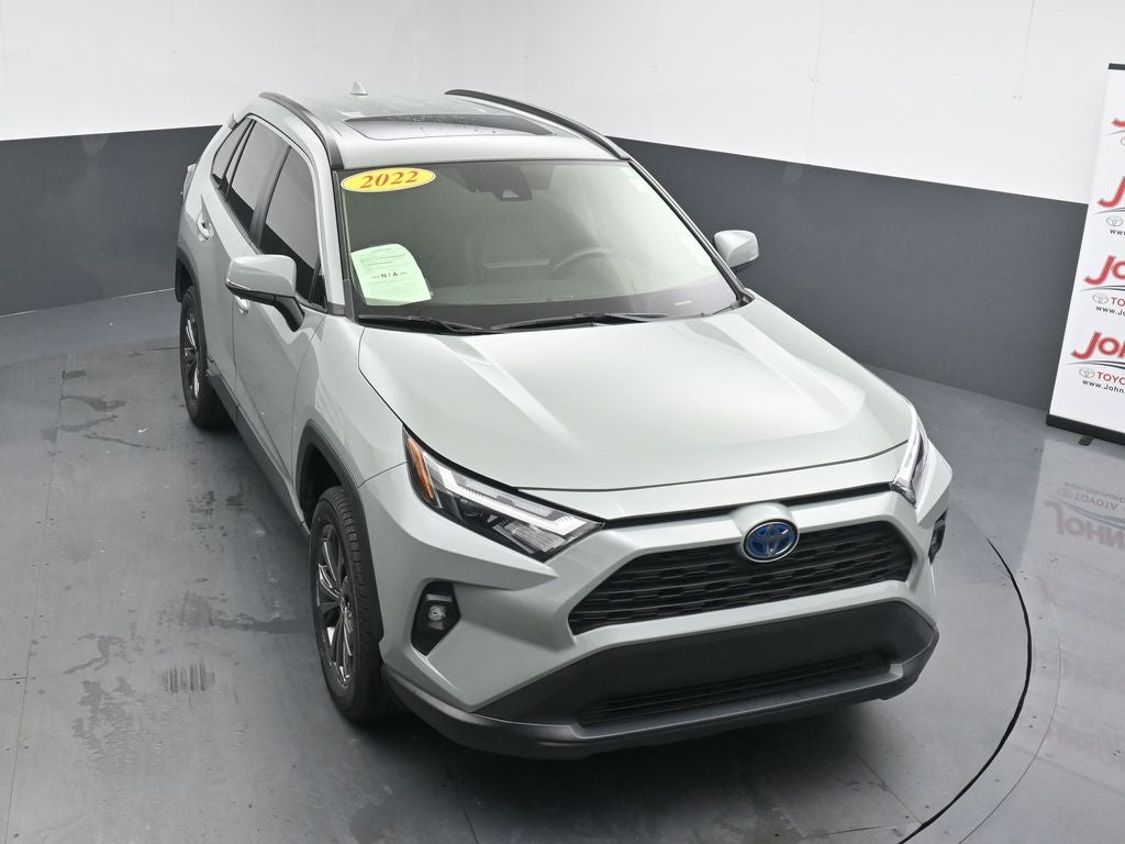 2022 Toyota RAV4 XLE Premium