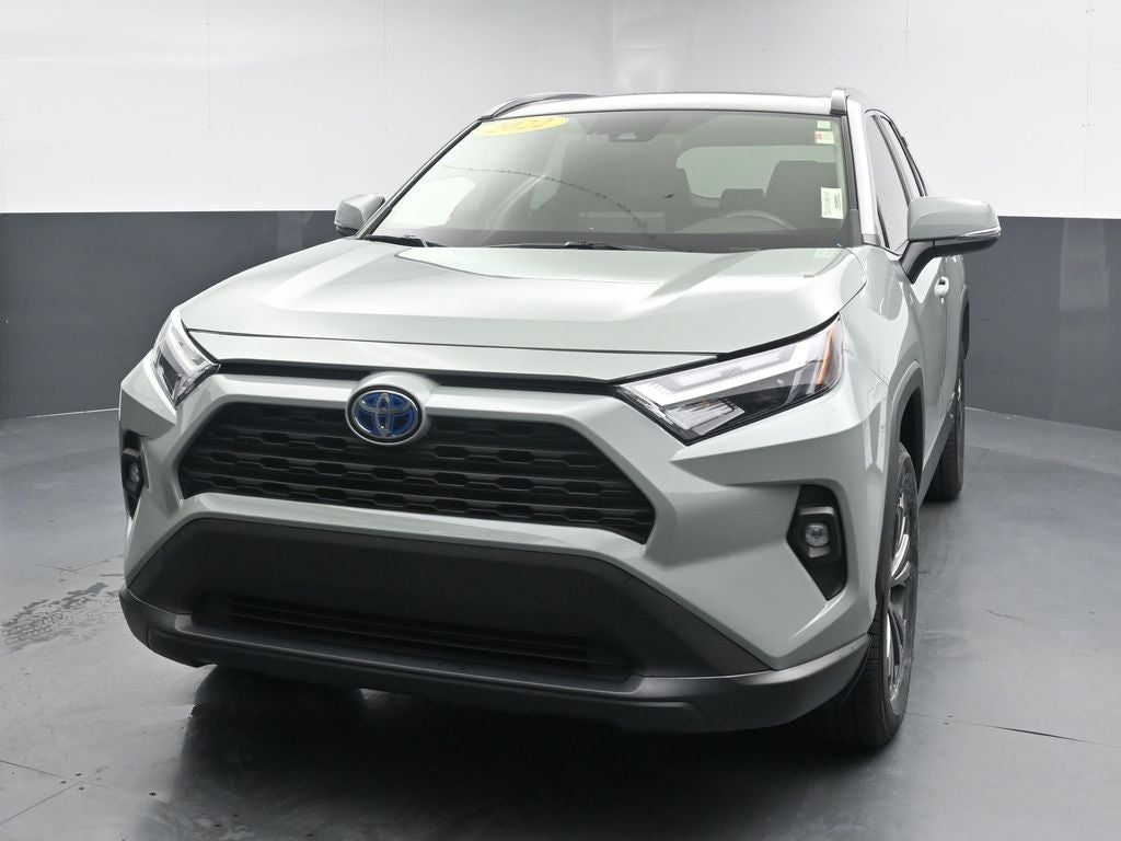 2022 Toyota RAV4 XLE Premium