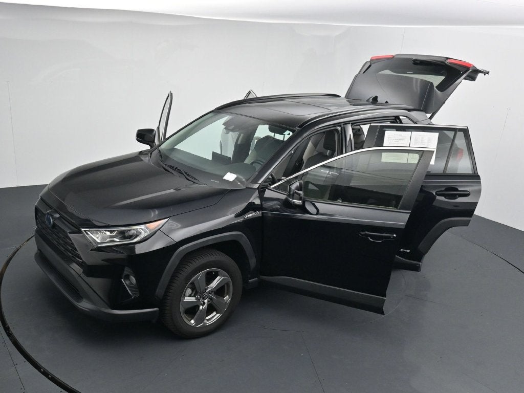 2021 Toyota RAV4 XLE Premium
