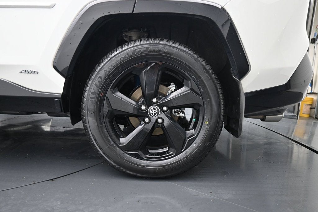 2020 Toyota RAV4 XSE