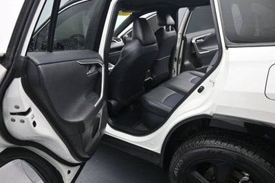 2020 Toyota RAV4 XSE