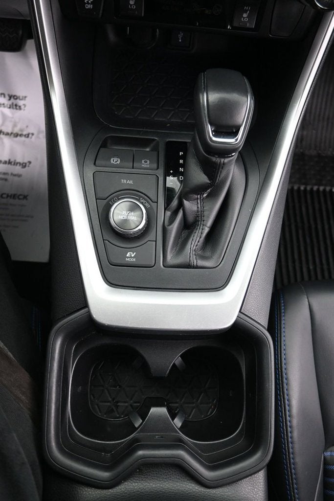 2020 Toyota RAV4 XSE