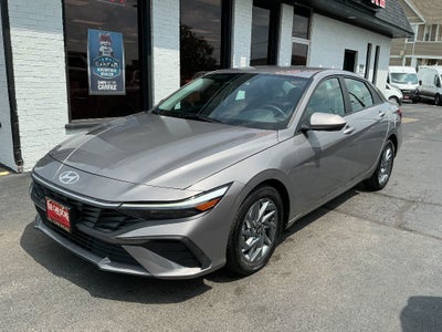 2024 Hyundai Elantra SEL