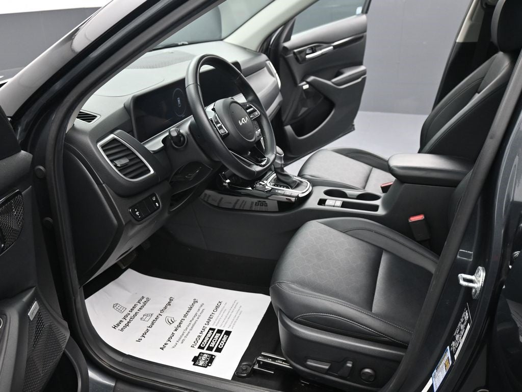 2024 Kia Seltos SX