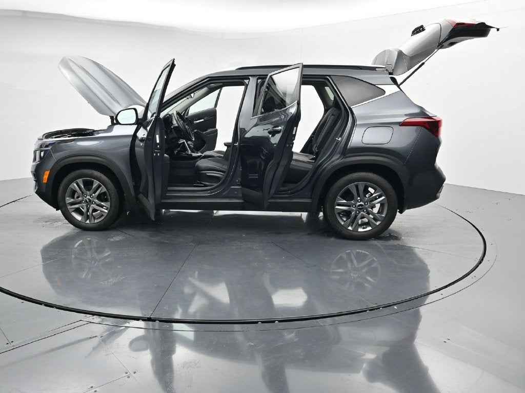 2023 Kia Seltos S