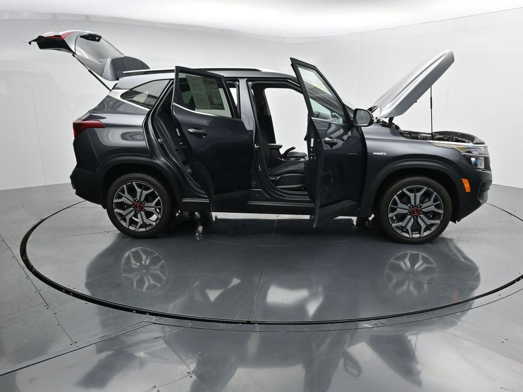 2021 Kia Seltos S