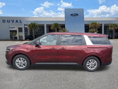 2024 Kia Carnival LX