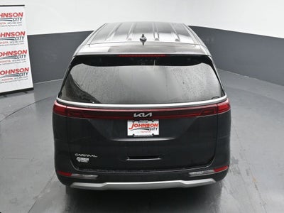 2024 Kia Carnival LX