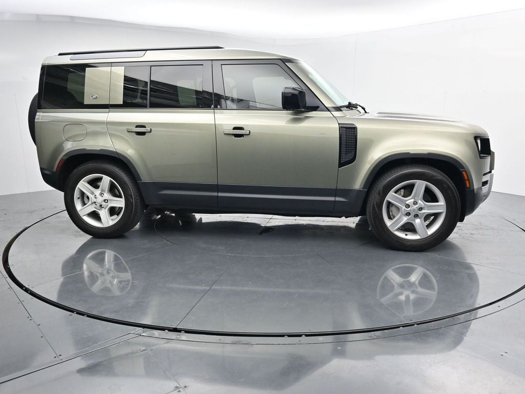 2021 Land Rover Defender SE