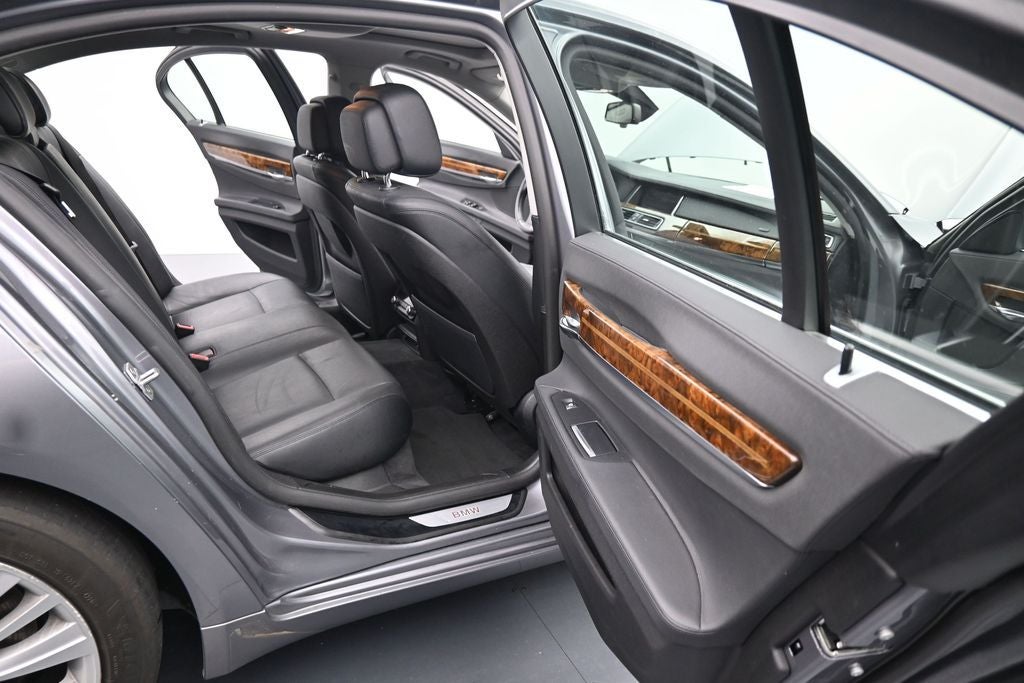 2015 BMW 7 Series 740i
