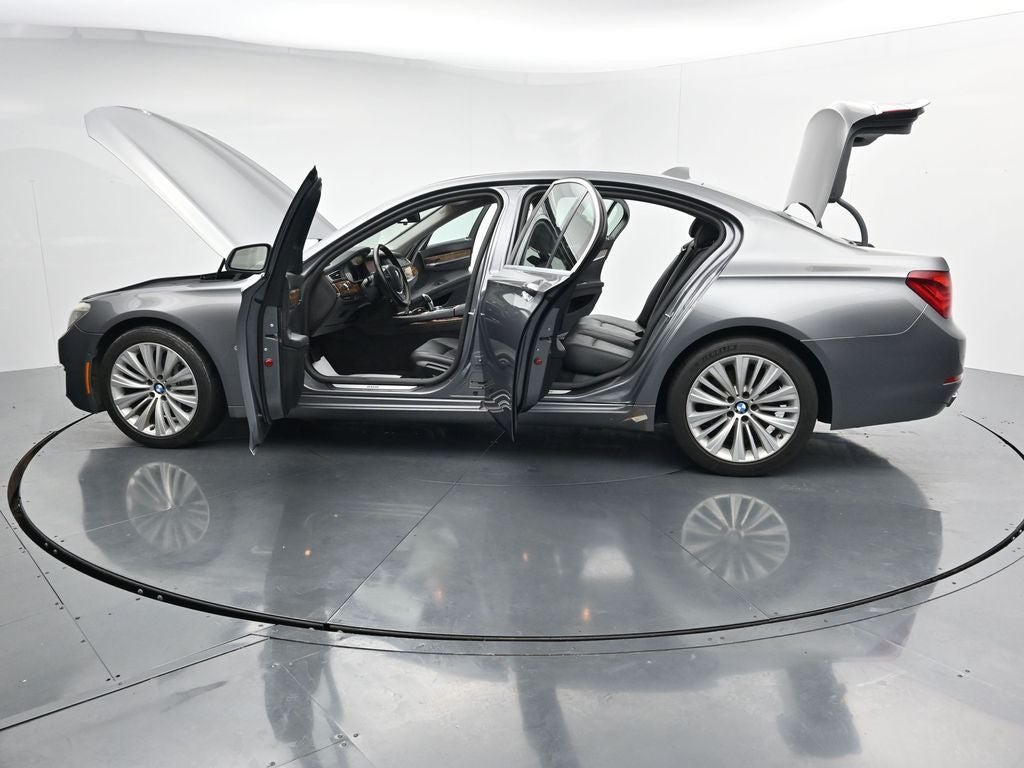 2015 BMW 7 Series 740i