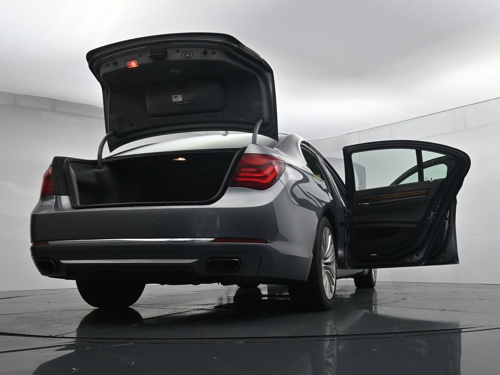 2015 BMW 7 Series 740i