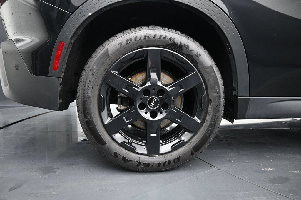 2025 MINI Countryman Signature Plus