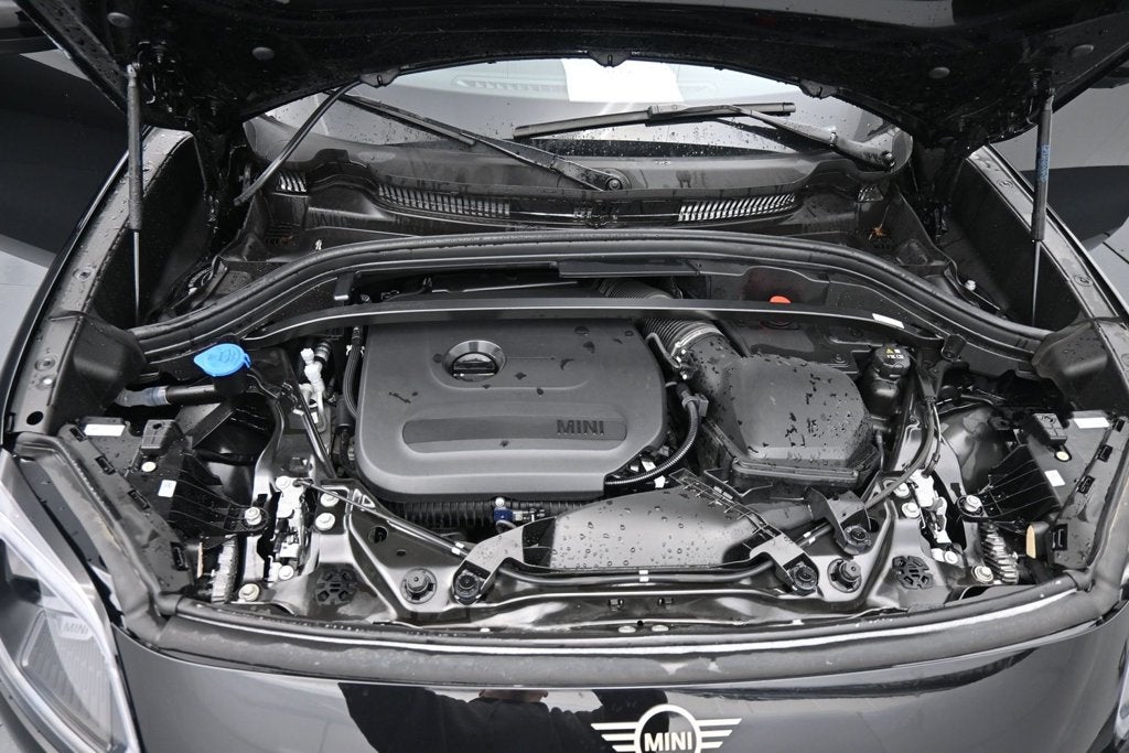 2025 MINI Countryman Signature Plus