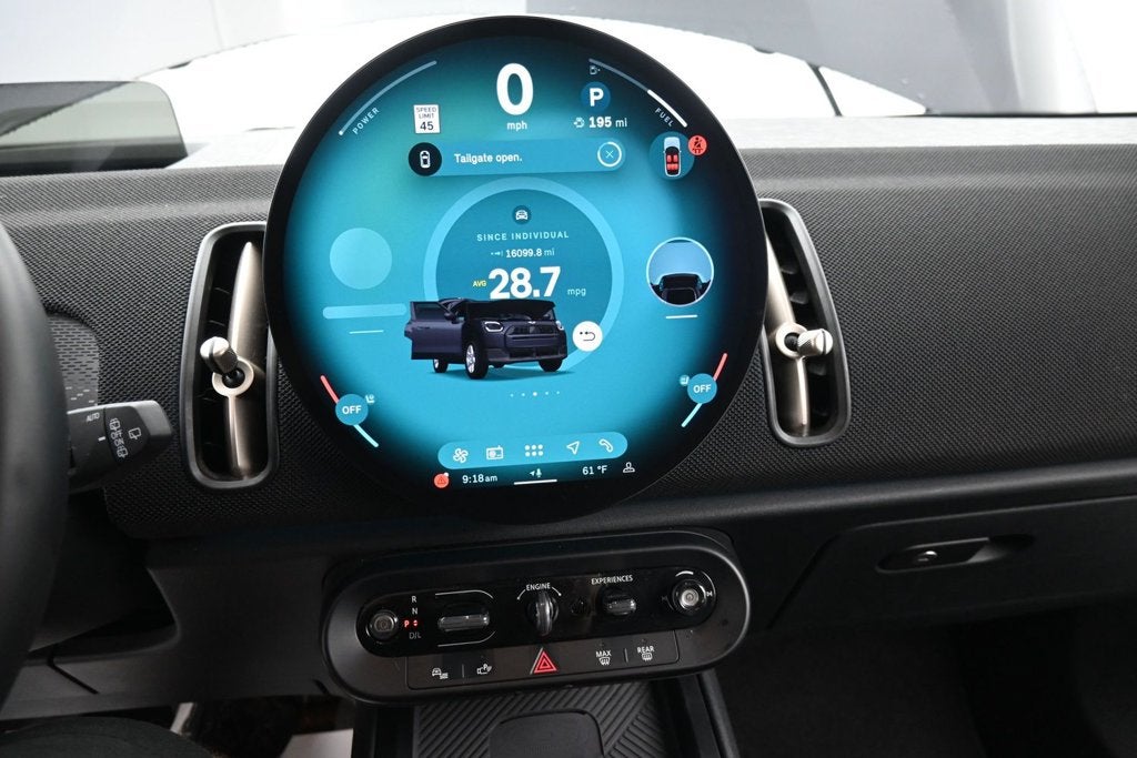 2025 MINI Countryman Signature Plus