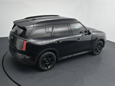 2025 MINI Countryman Signature Plus