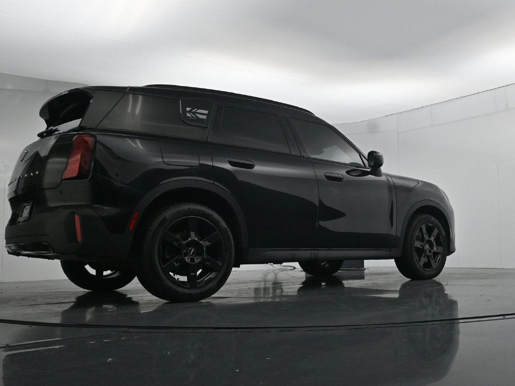 2025 MINI Countryman Signature Plus