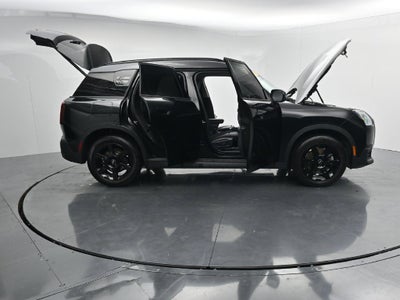 2025 MINI Countryman Signature Plus