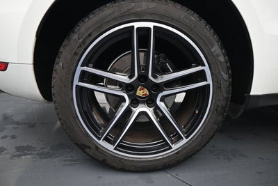 2021 Porsche Macan Base