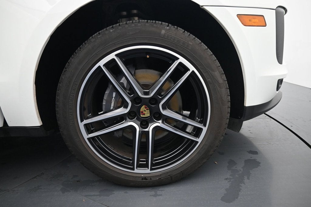 2021 Porsche Macan Base