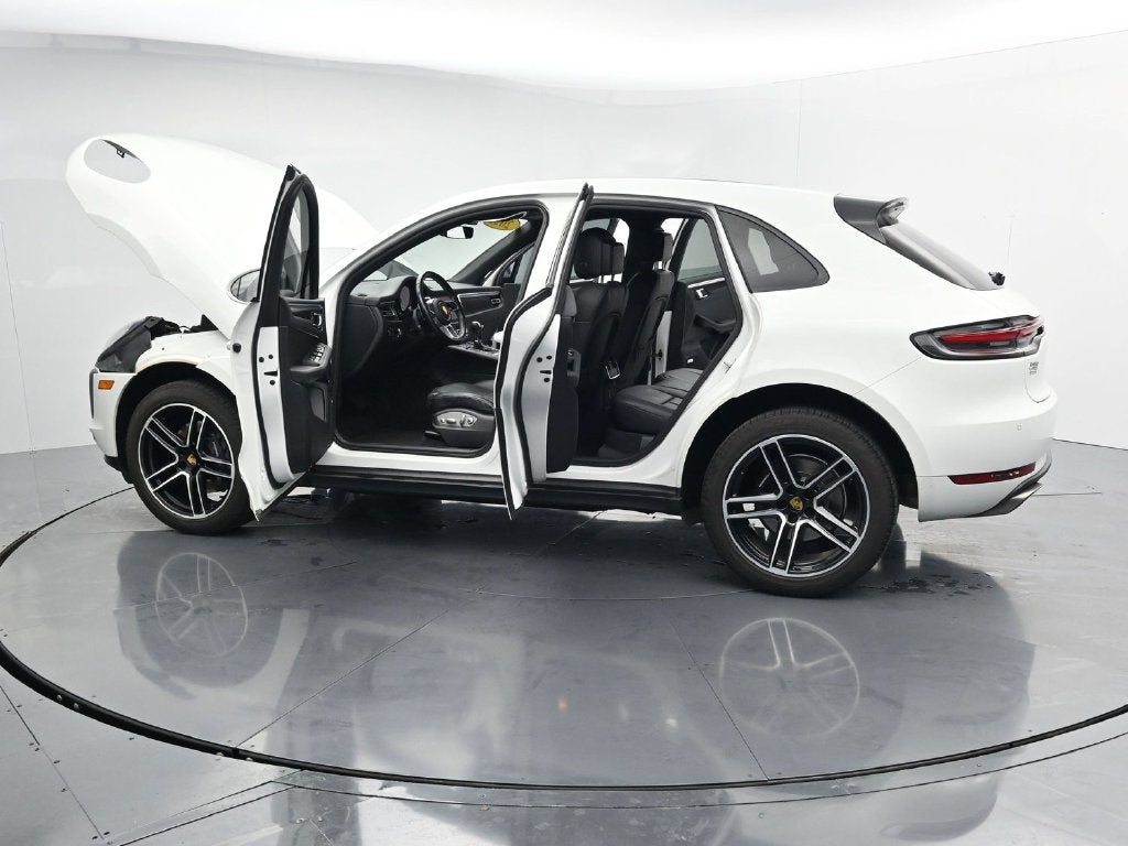 2021 Porsche Macan Base