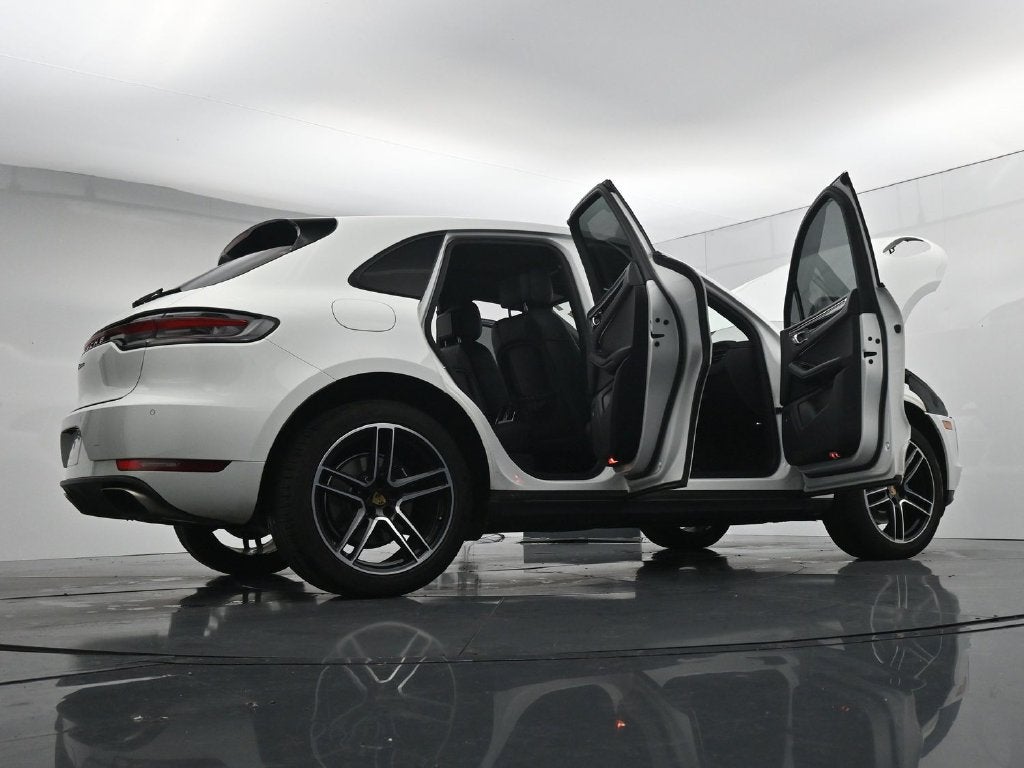 2021 Porsche Macan Base