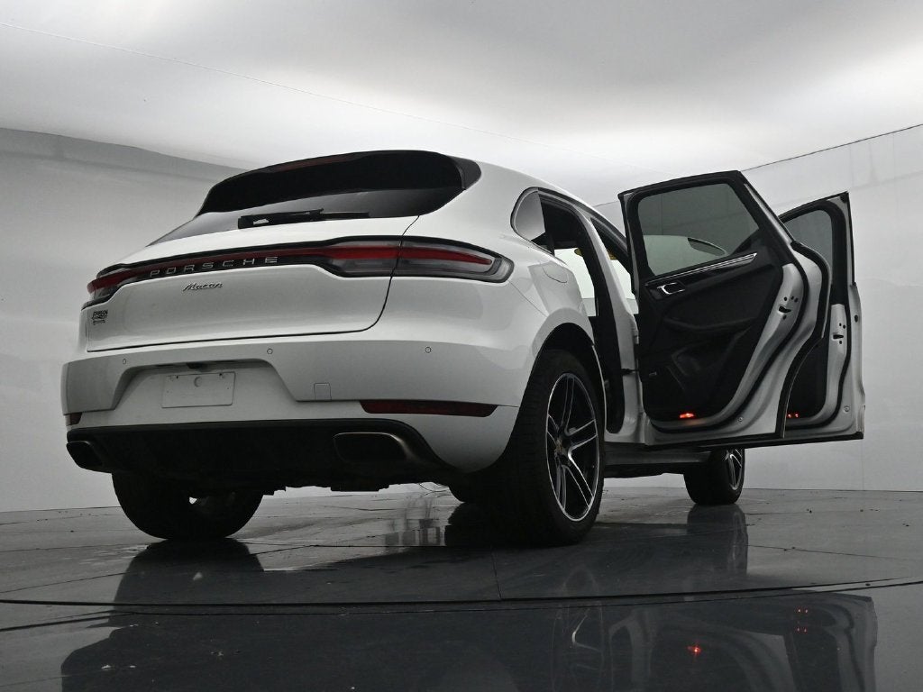 2021 Porsche Macan Base