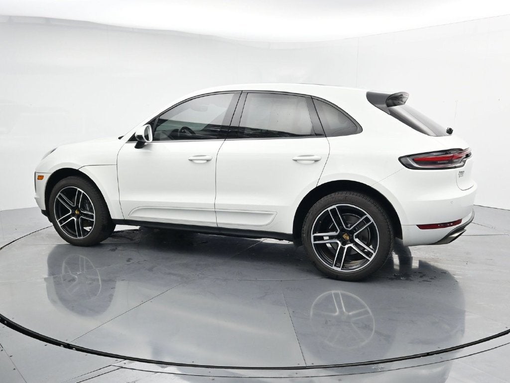 2021 Porsche Macan Base