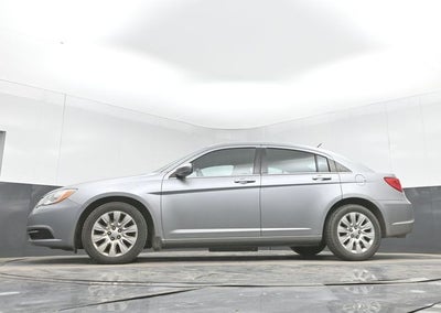 2013 Chrysler 200 LX