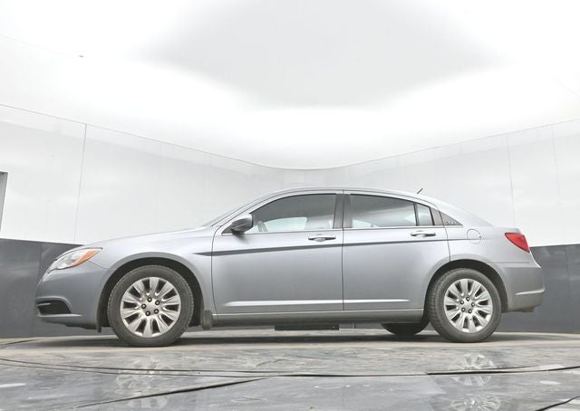 2013 Chrysler 200 LX