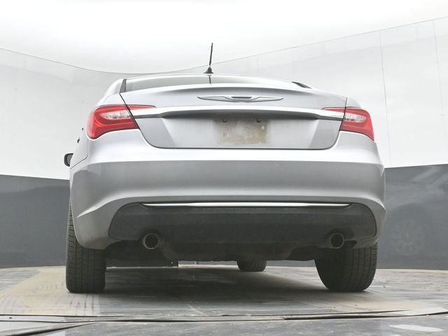 2013 Chrysler 200 LX