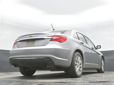 2013 Chrysler 200 LX