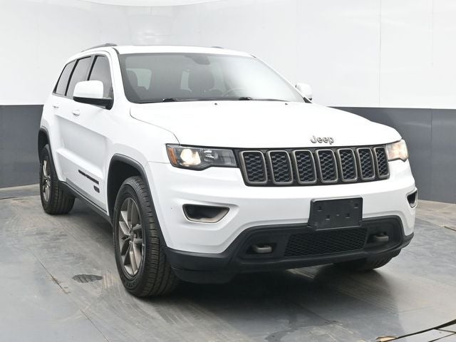 2017 Jeep Grand Cherokee Laredo