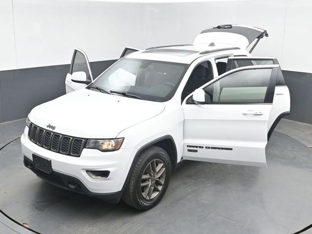2017 Jeep Grand Cherokee Laredo