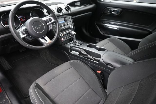 2017 Ford Mustang V6