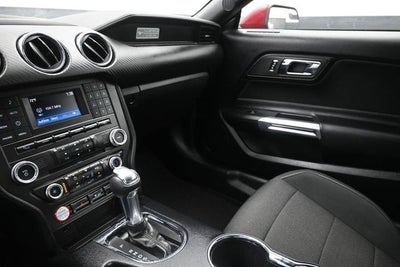 2017 Ford Mustang V6