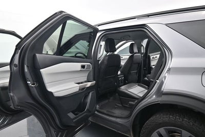 2023 Ford Explorer XLT Sport Appearance Package
