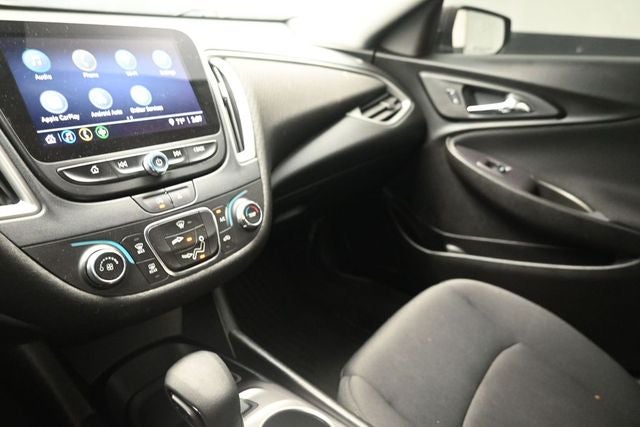 2022 Chevrolet Malibu LS 1LS