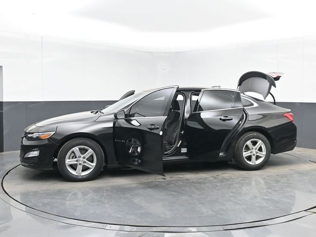 2022 Chevrolet Malibu LS 1LS
