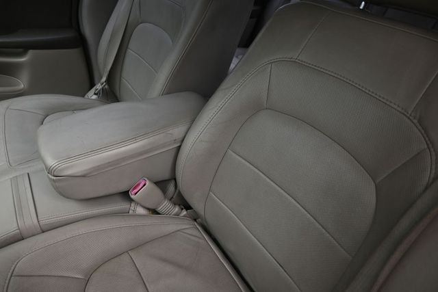 2004 Cadillac DeVille Base