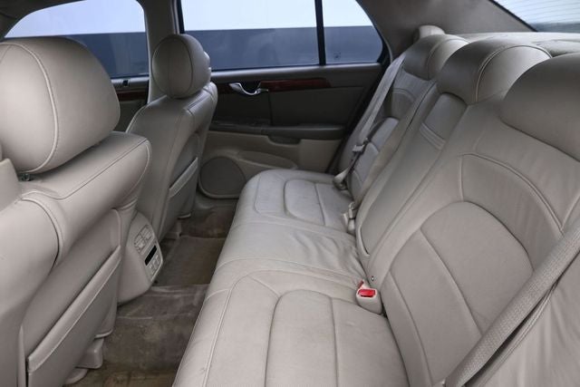 2004 Cadillac DeVille Base