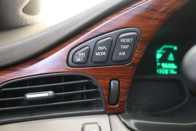 2004 Cadillac DeVille Base